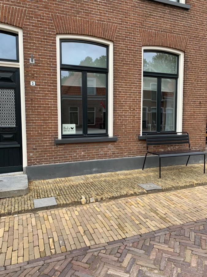 B&B Het Herenhuys Aan De Historische Gracht Van Коллюм Екстер'єр фото
